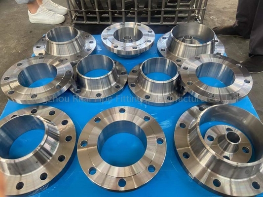 150LB 안출된 강철 플랜지 오랫동안 용접 목 ASTM A105 A105N 밸브 산업